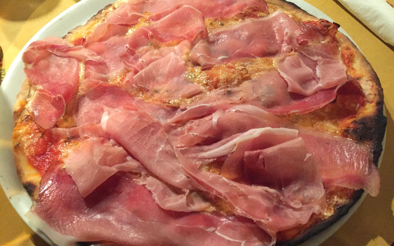 Jam&oacute;n Toscana