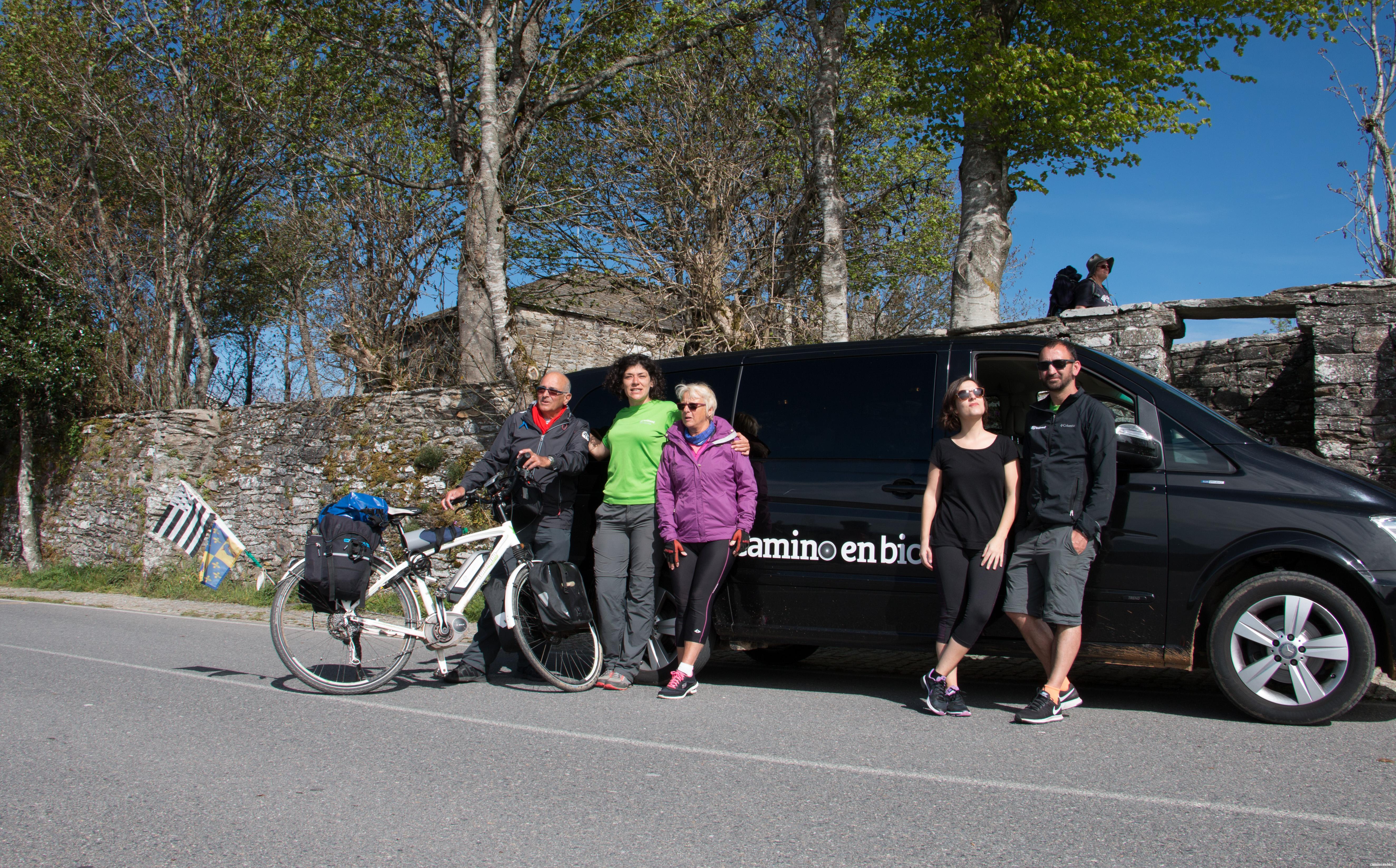 Camino de Santiago desde León- Nuestro coche de apoyo estará ahí si lo necesitas