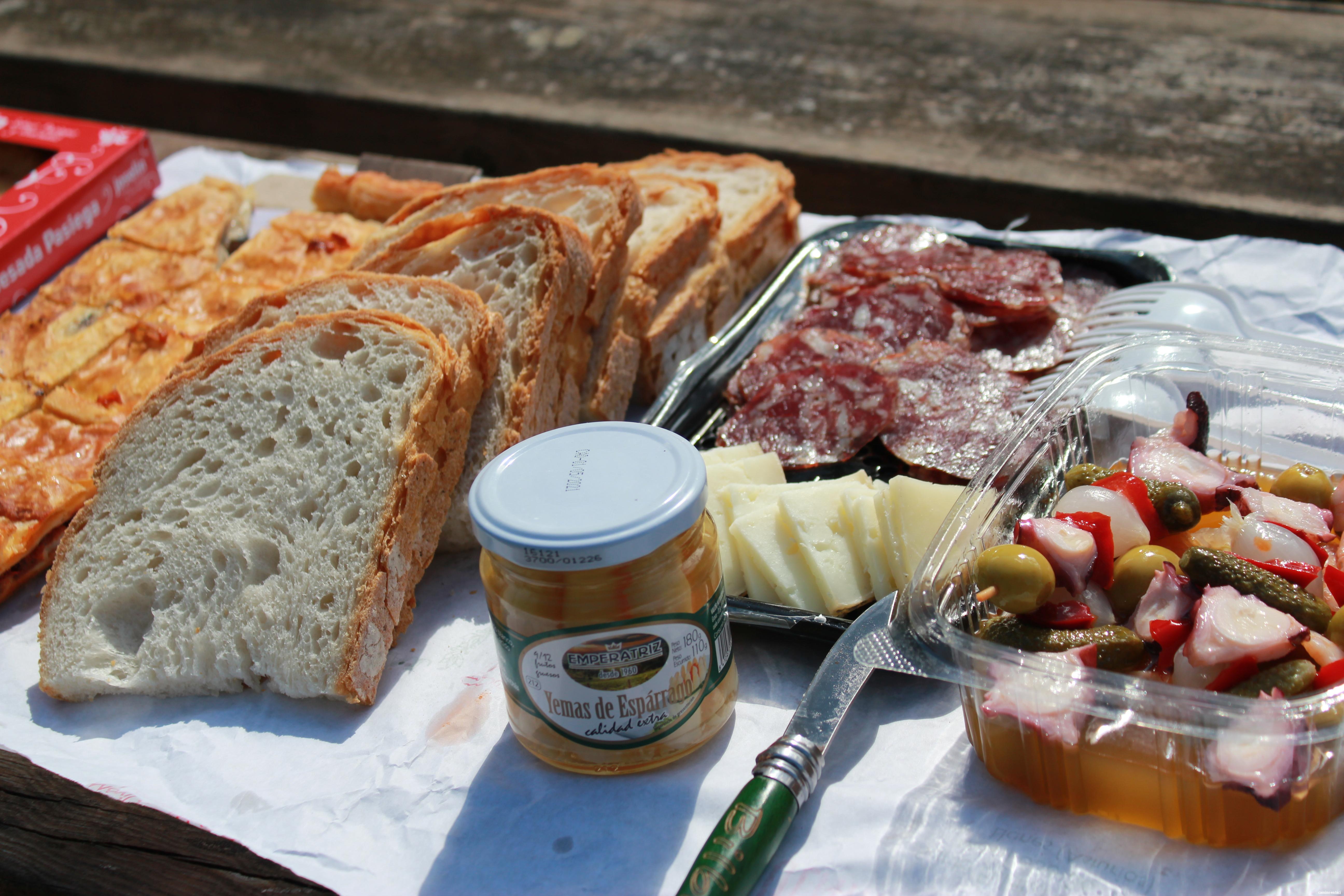 Camino de Santiago desde León- Un picnic te ayudará a recuperar energías