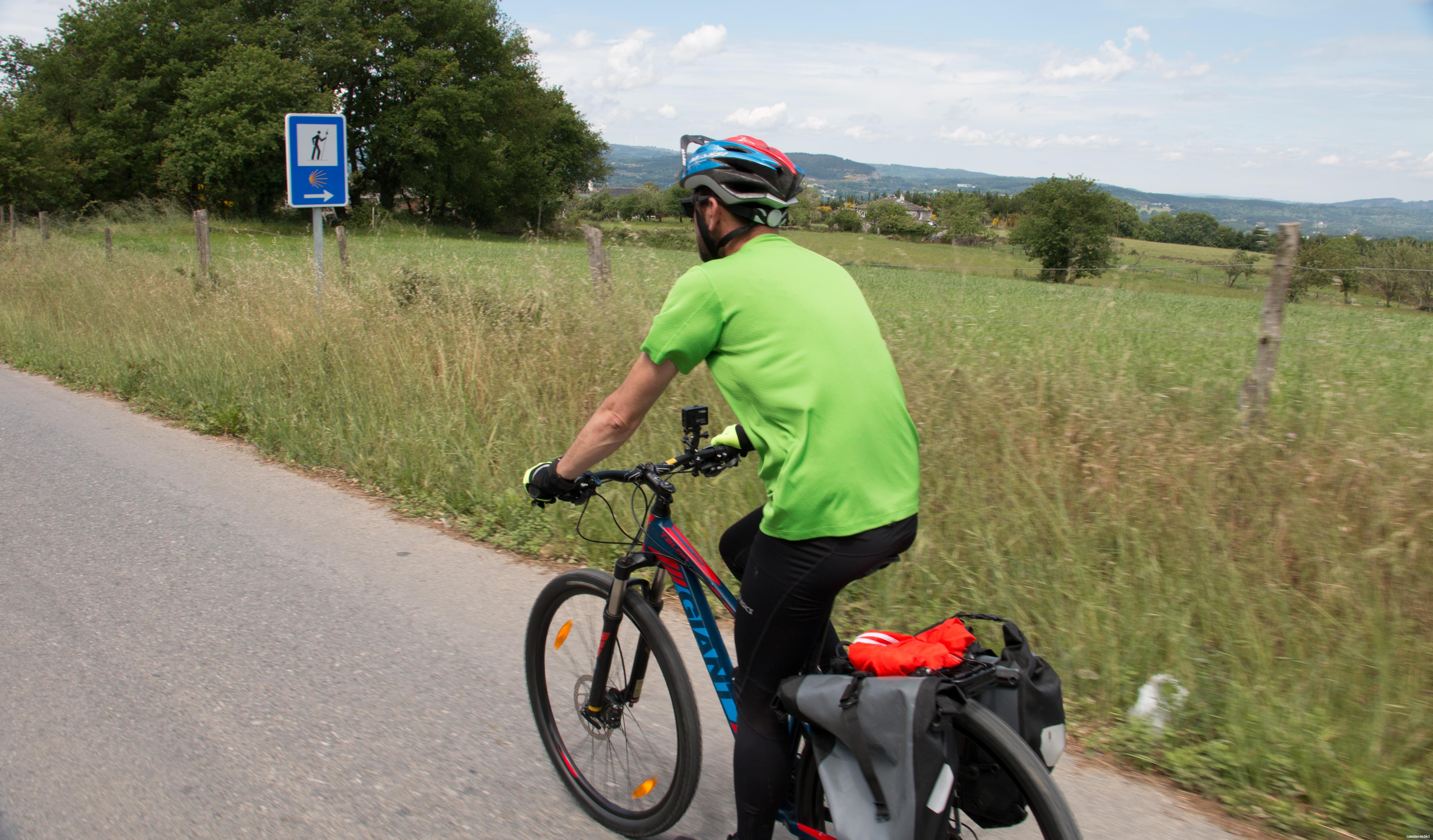 Camino de Santiago en bicicleta en grupo - pedalea a tu ritmo pero nunca solo