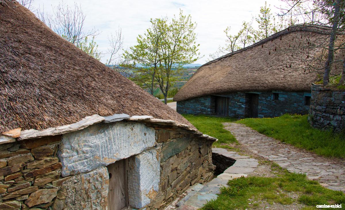 Pallozas en O Cebreiro - Camino Francés